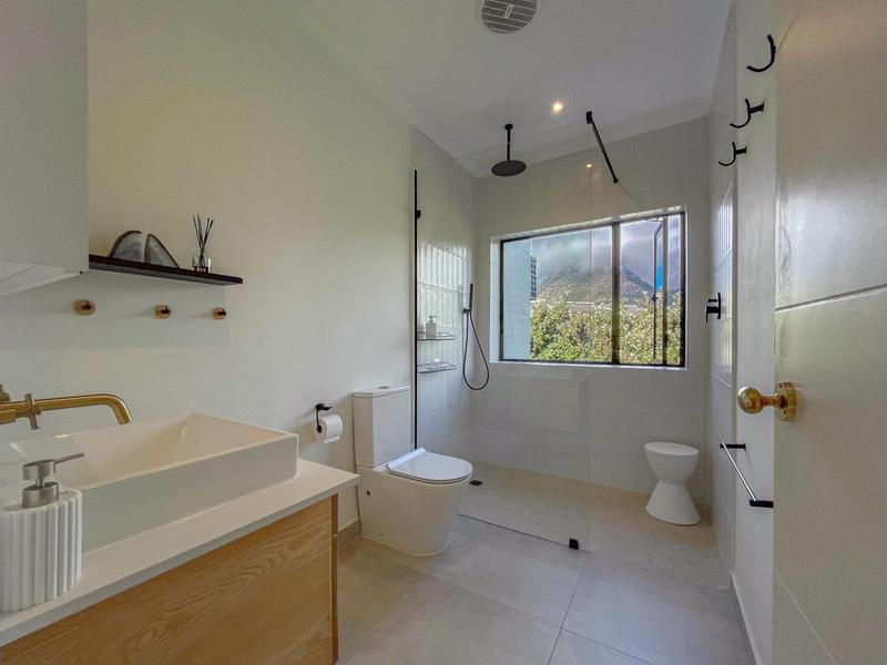 2 Bedroom Property for Sale in Hout Bay Western Cape